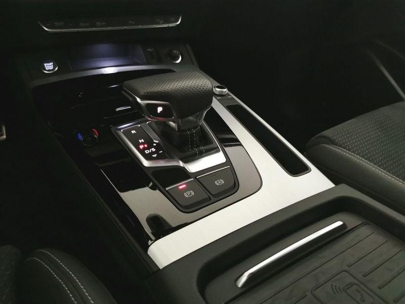 Audi Q5 Sportback 40 2.0 tdi mhev 12V S line quattro s-tronic