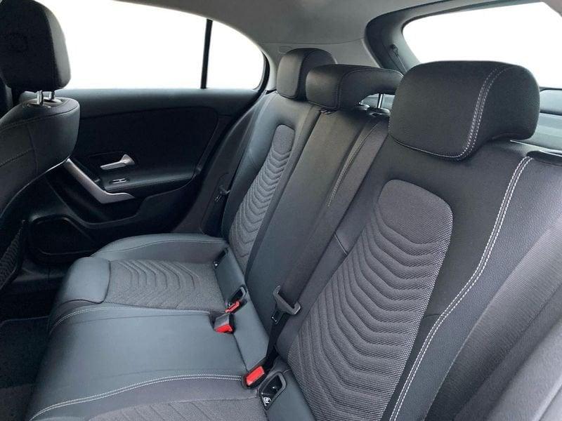 Mercedes-Benz Classe A A 180 d Progressive Advanced auto