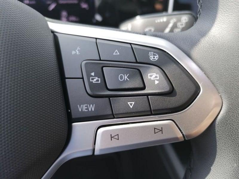 Volkswagen Golf Golf 2.0 TDI 116 CV SCR Life NAVI COCKPIT LED NEOPATENTATI