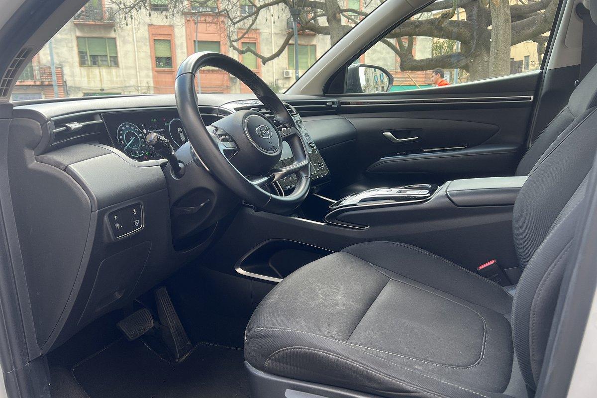 HYUNDAI Tucson 1.6 HEV aut. XTech