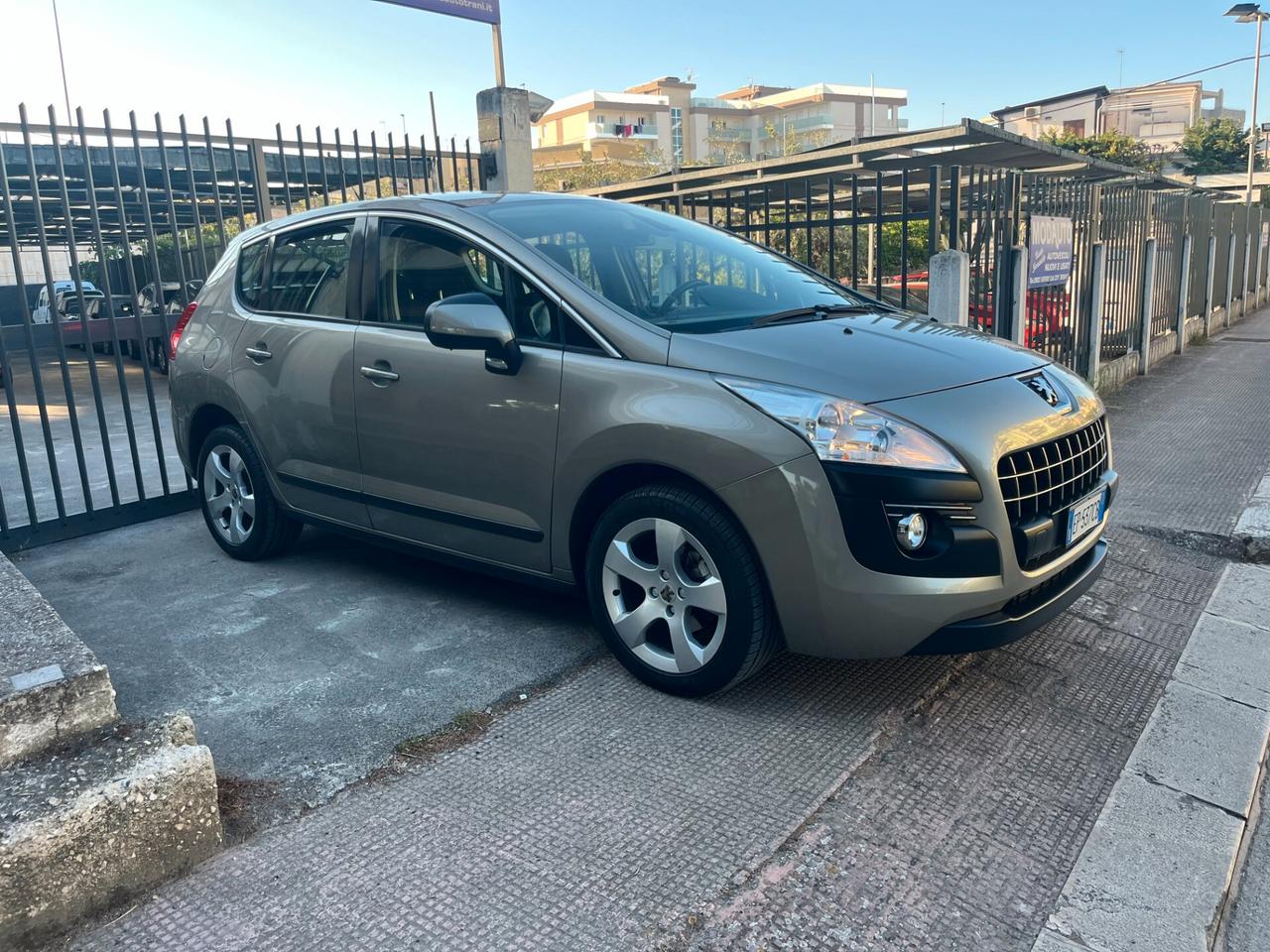 Peugeot 3008 1.6 HDi 115CV Style UsatoGarantito