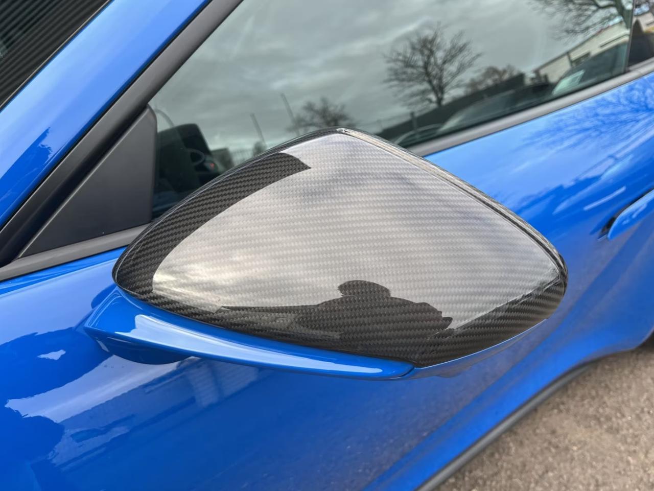 Porsche 911 Coupe 3.6 Carrera GTS Hybrid