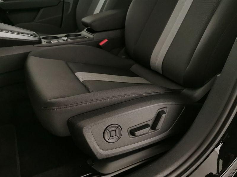 Audi A3 IV 2024 Sportback Sportback 35 2.0 tdi Advanced S-tronic