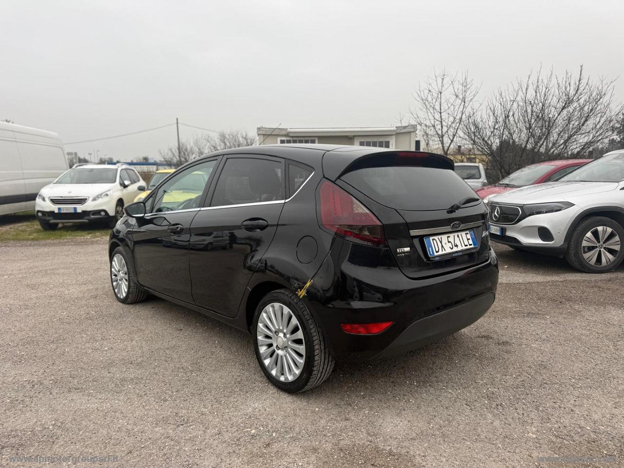 FORD Fiesta 1.4 TDCi 68 CV 5p. Titanium