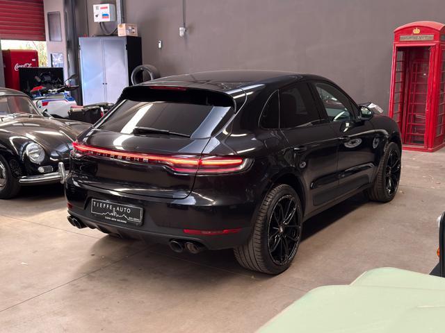 PORSCHE Macan 2.0
