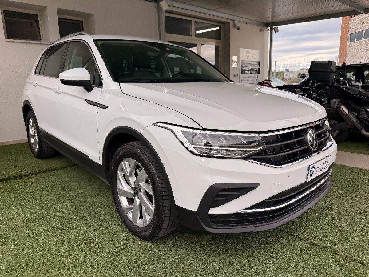 VOLKSWAGEN - Tiguan 2.0 tdi Life 4motion 150cv dsg
