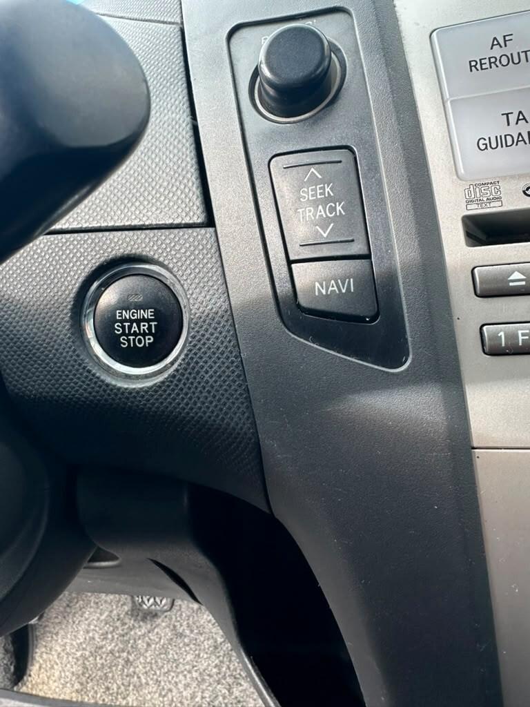 Toyota Yaris 1.4 D-4D 3p LUXURY