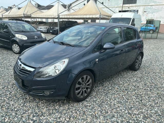 Opel Corsa 1.2 5 porte Club