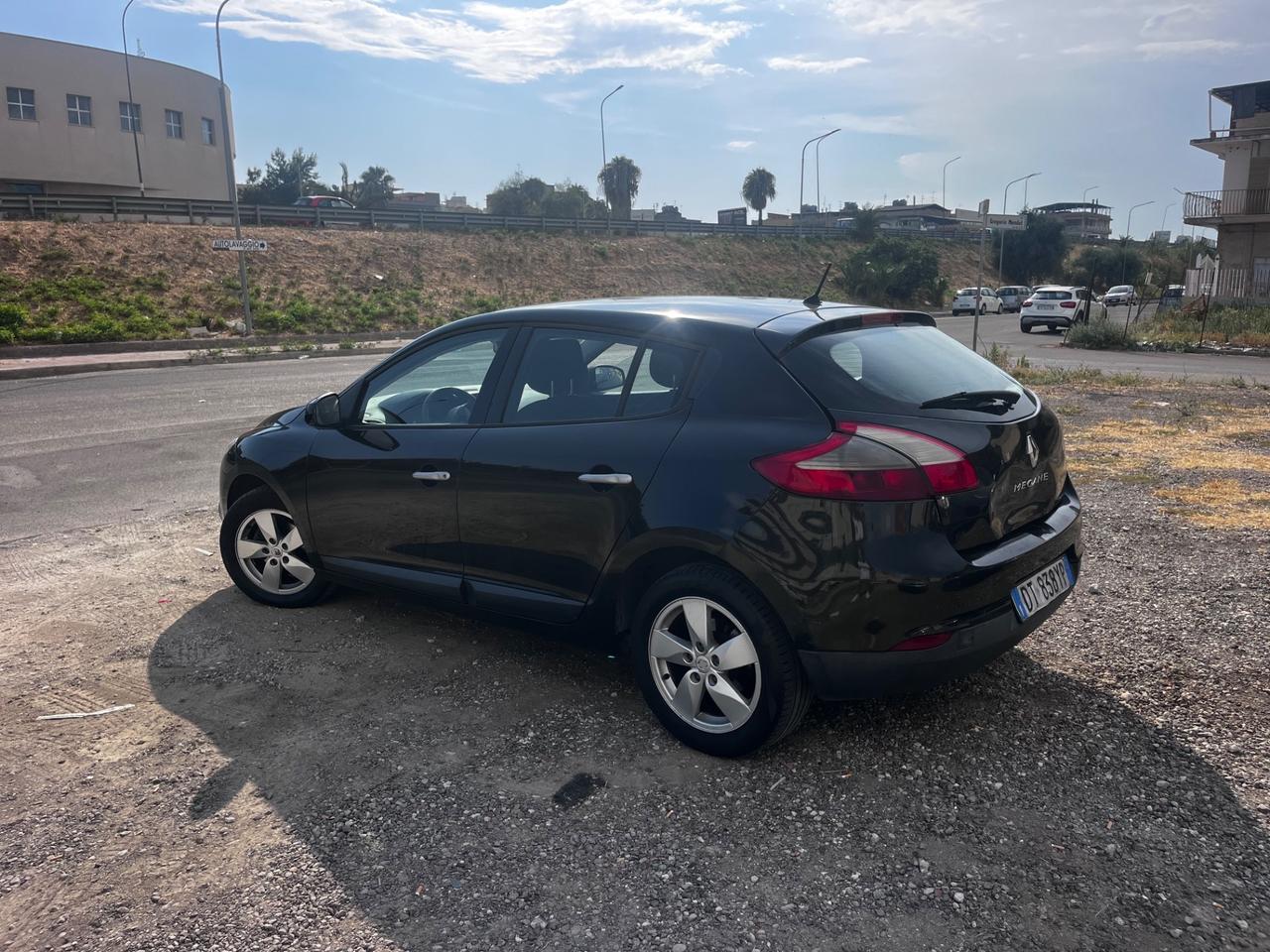 Renault Megane 1.5 dci Luxe-Dynamic permuta