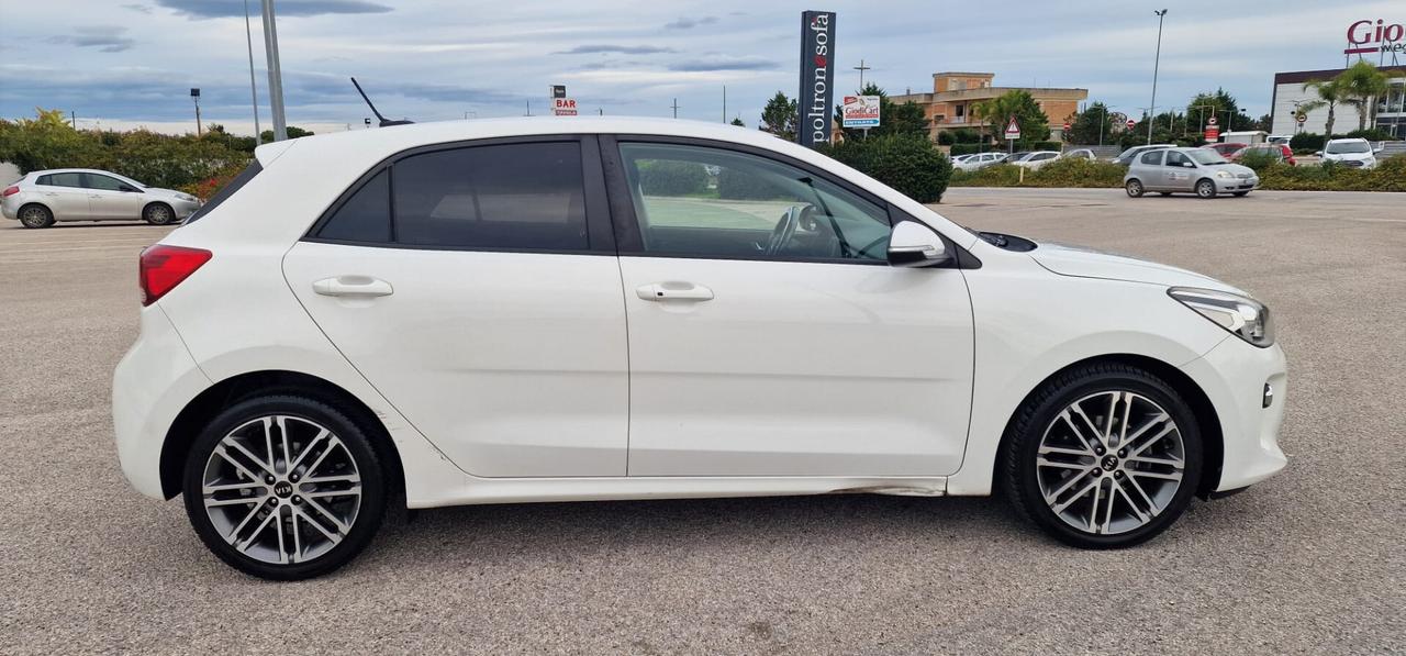 Kia Rio 1.4 CRDi 90CV 5 porte Cool 2017