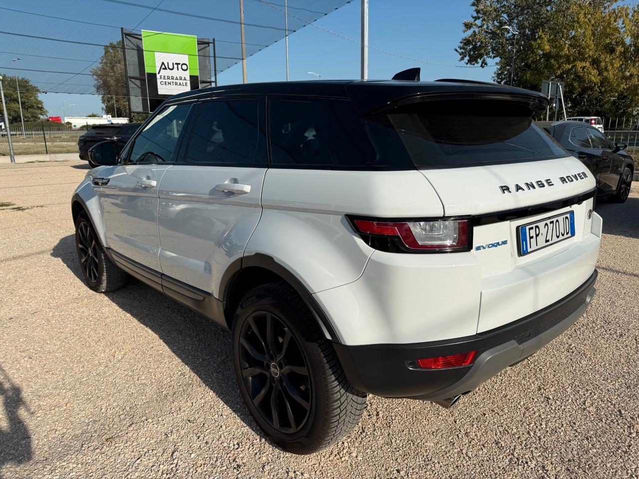 Land Rover Range Evoque 2.0 eD4 5p. SE Dynamic
