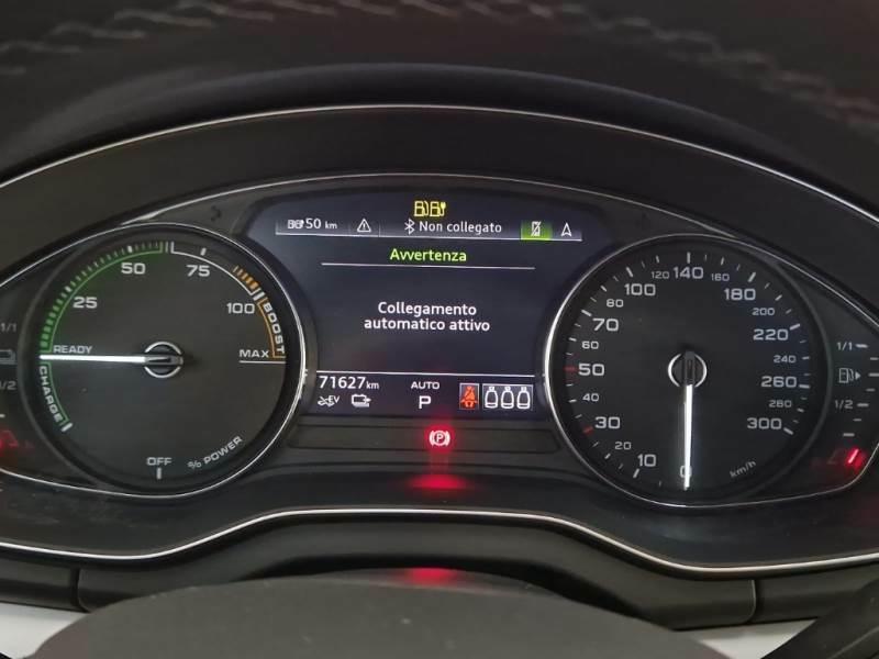 AUDI Q5 50 TFSI e Business quattro S tronic