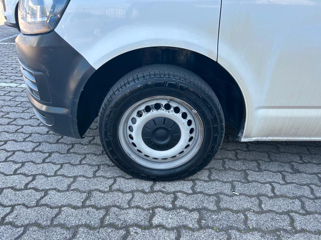 Volkswagen T6 Multivan Transporter 2.0 tdi 102cv 9 P.ti
