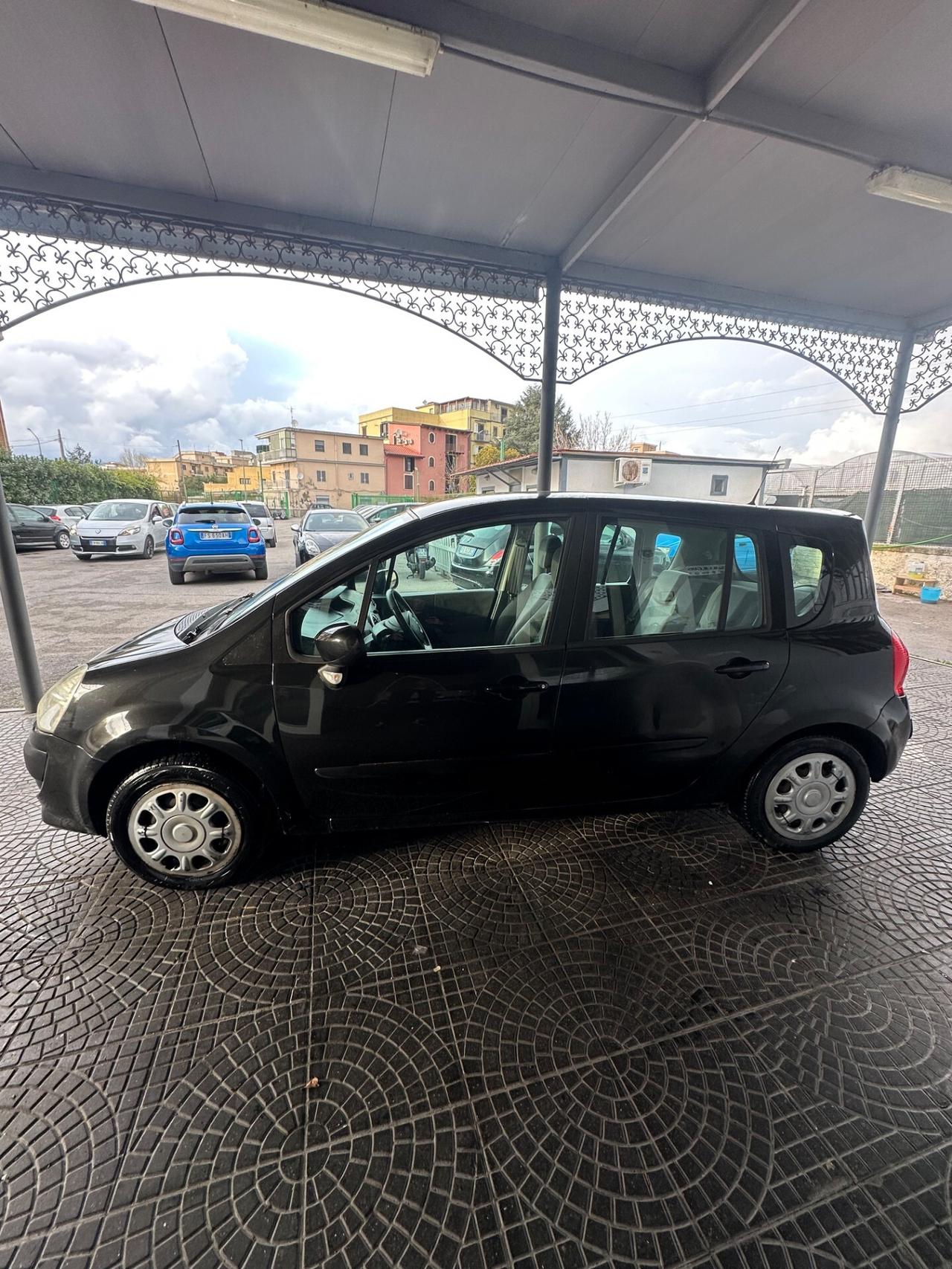 Renault Modus 1.5 dCi 85CV Dynamique