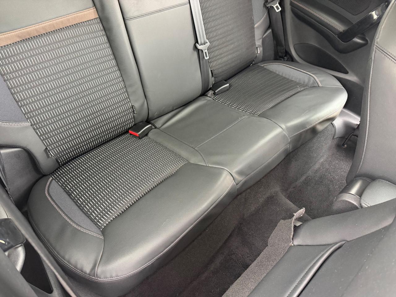 Peugeot 208 1.6 e-HDi 92 CV 3 porte Allure