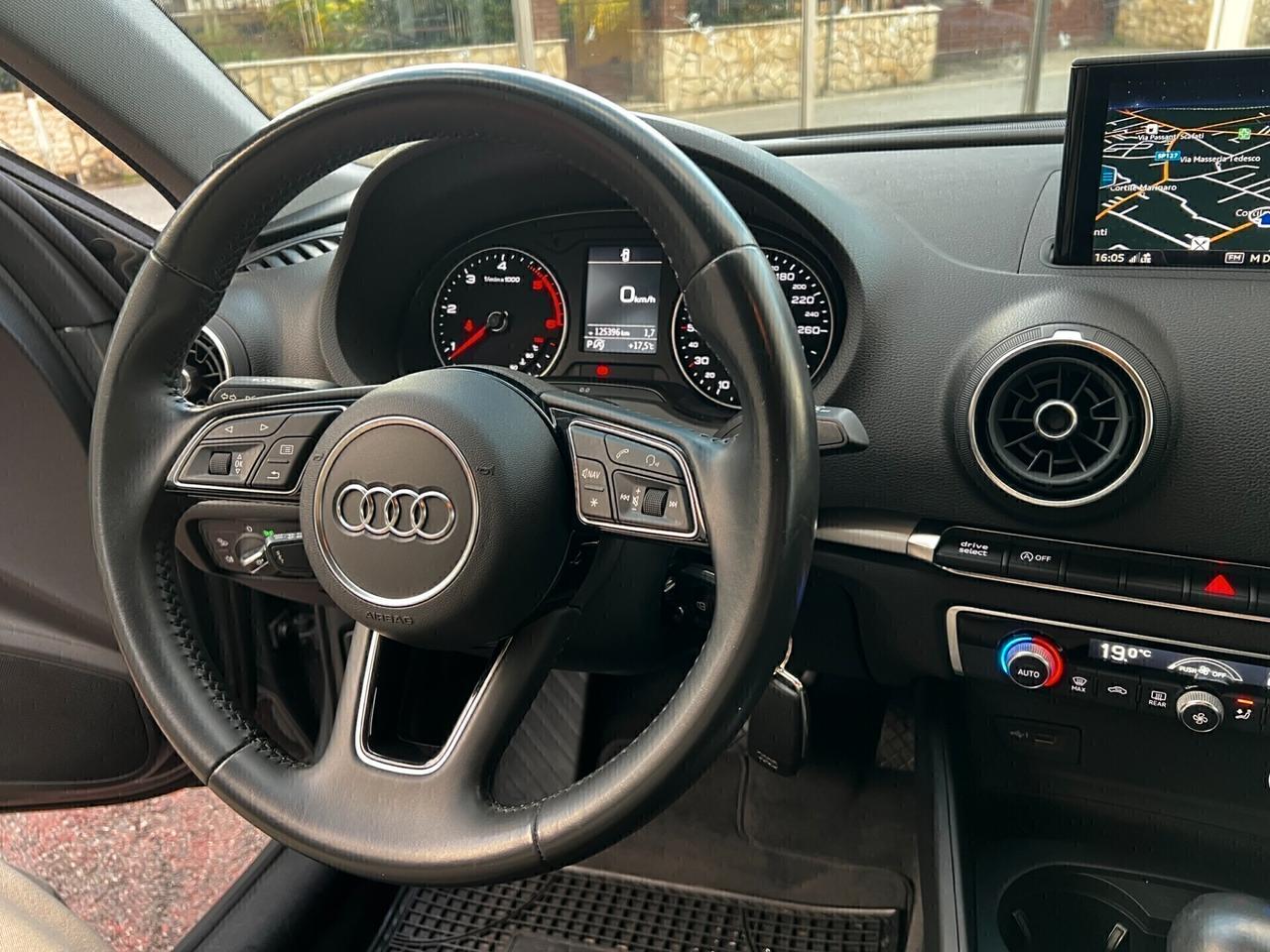 Audi A3 SPB 30 TDI S Tronic- 2019-NAVI
