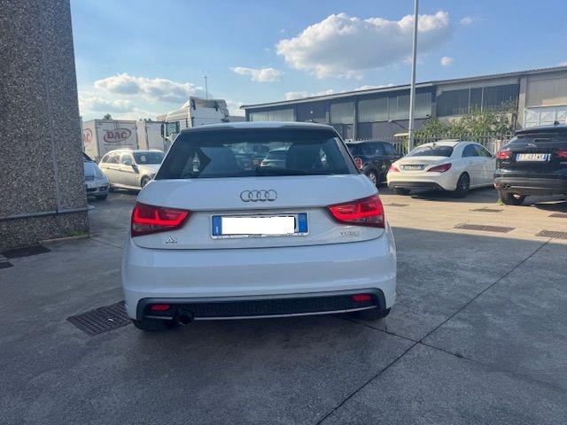 AUDI A1 1.2 TFSI S line edition