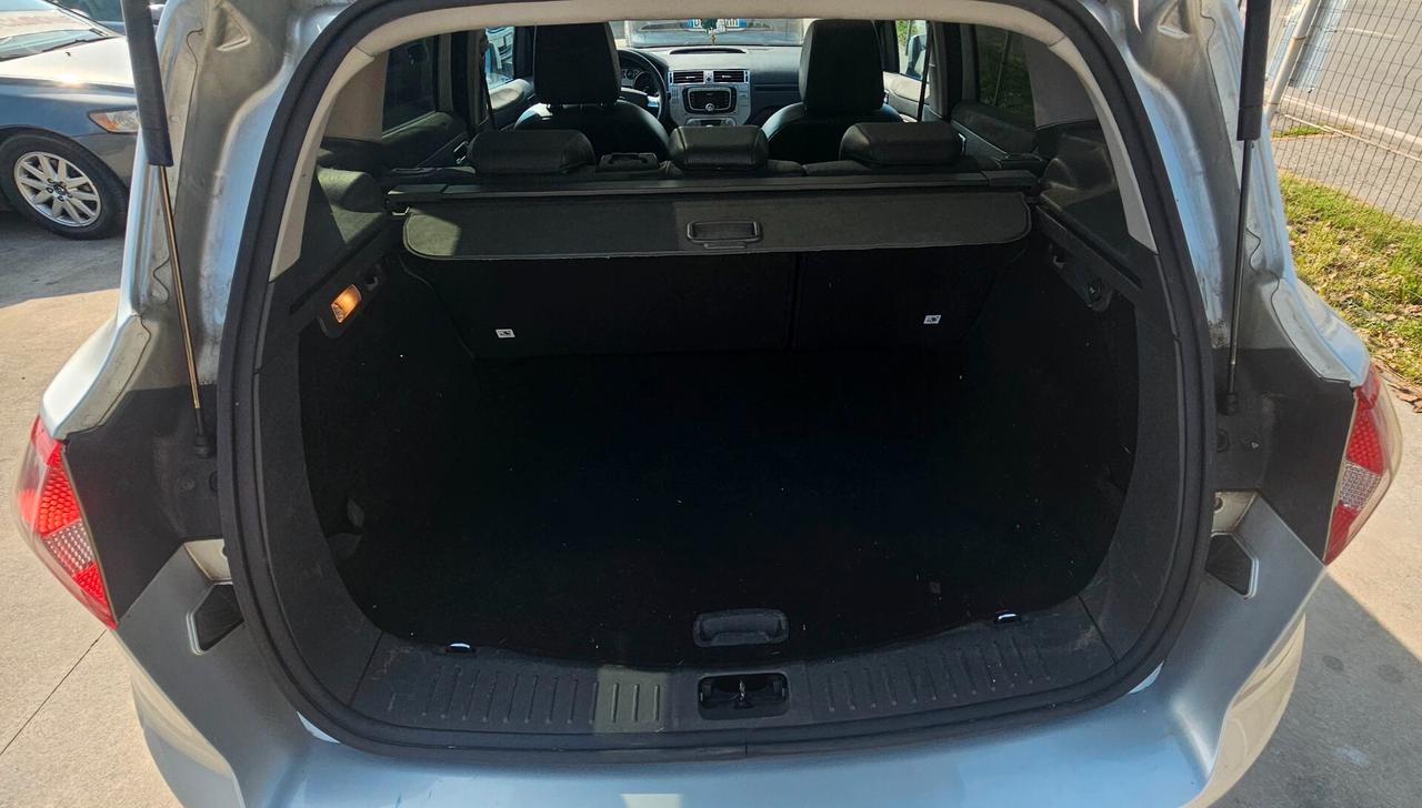 Ford Kuga 2.0 TDCi 136 CV 4WD Titanium DPF