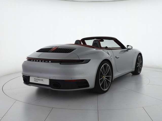 Porsche 992 cabrio 3.0 carrera auto