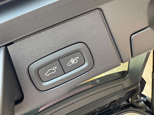 VOLVO XC60 B4 (d) AWD Geartronic Inscription.