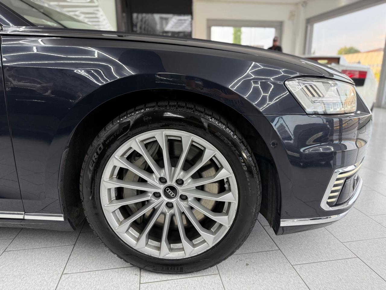 Audi A8 55 TFSI 3.0 quattro tiptronic