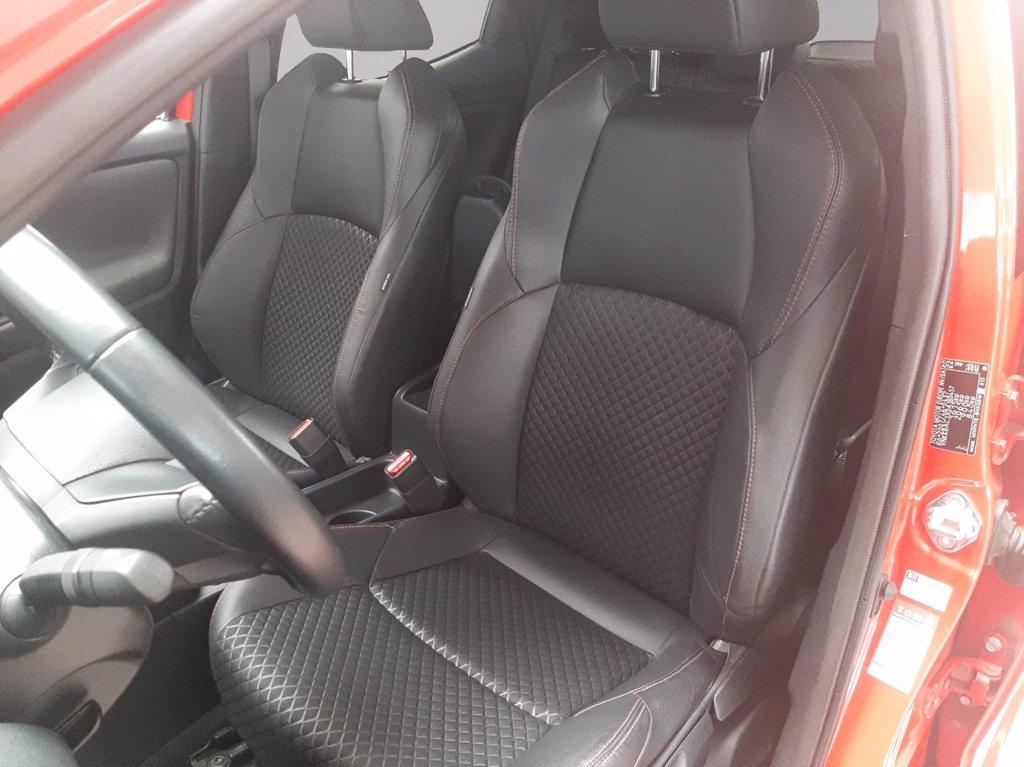 TOYOTA Yaris 1.5h premiere del 2021