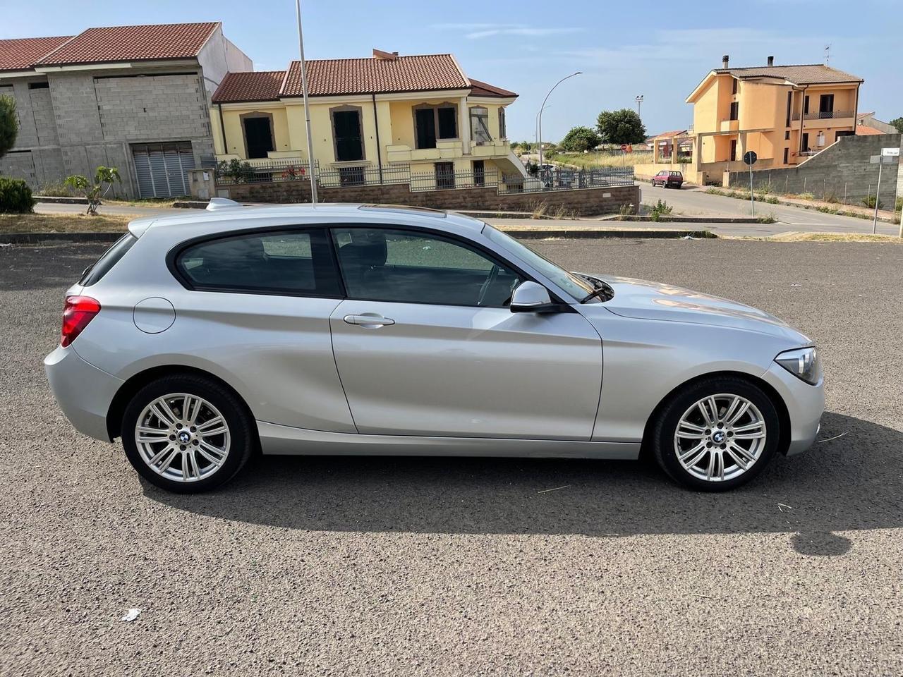 Bmw 114 114d 5p. Sport