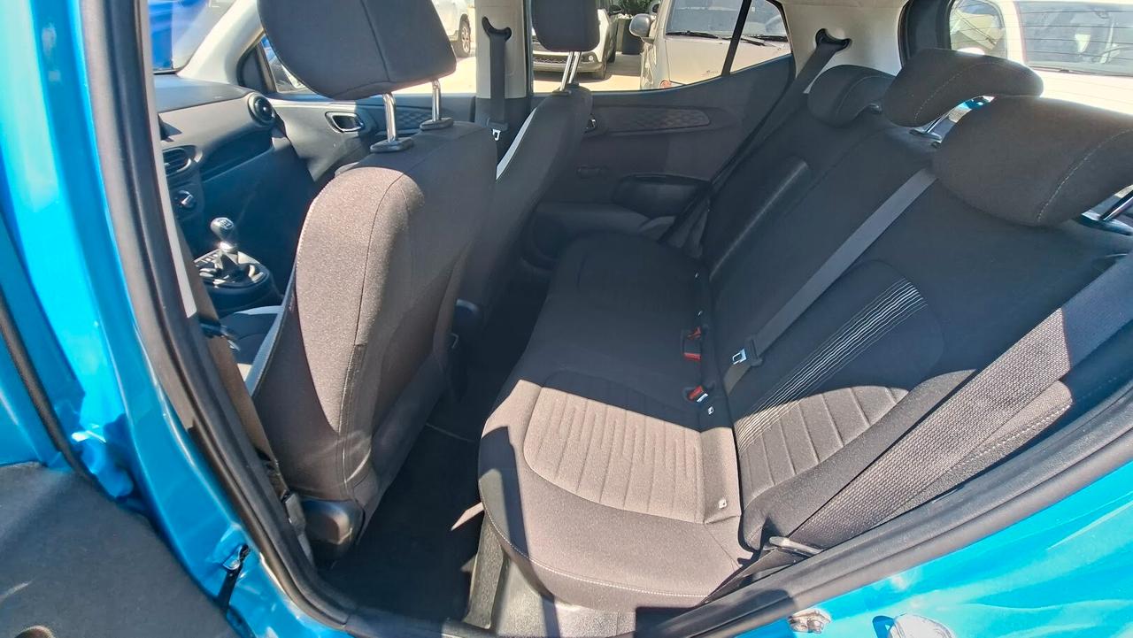 Hyundai i10 1.0 Benzina con telecamera 2020