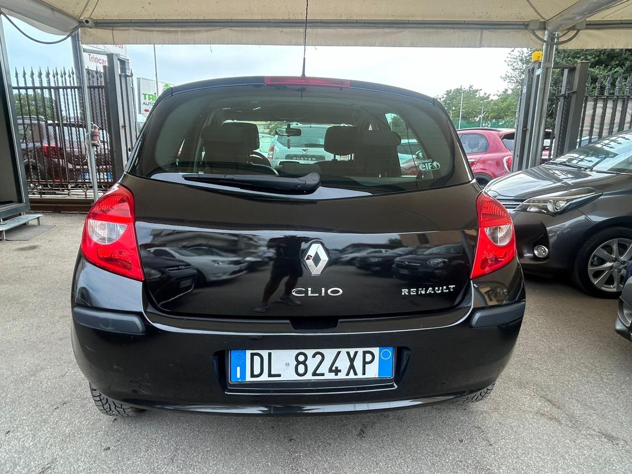 Renault Clio 1.2 16V 5 porte Le Iene