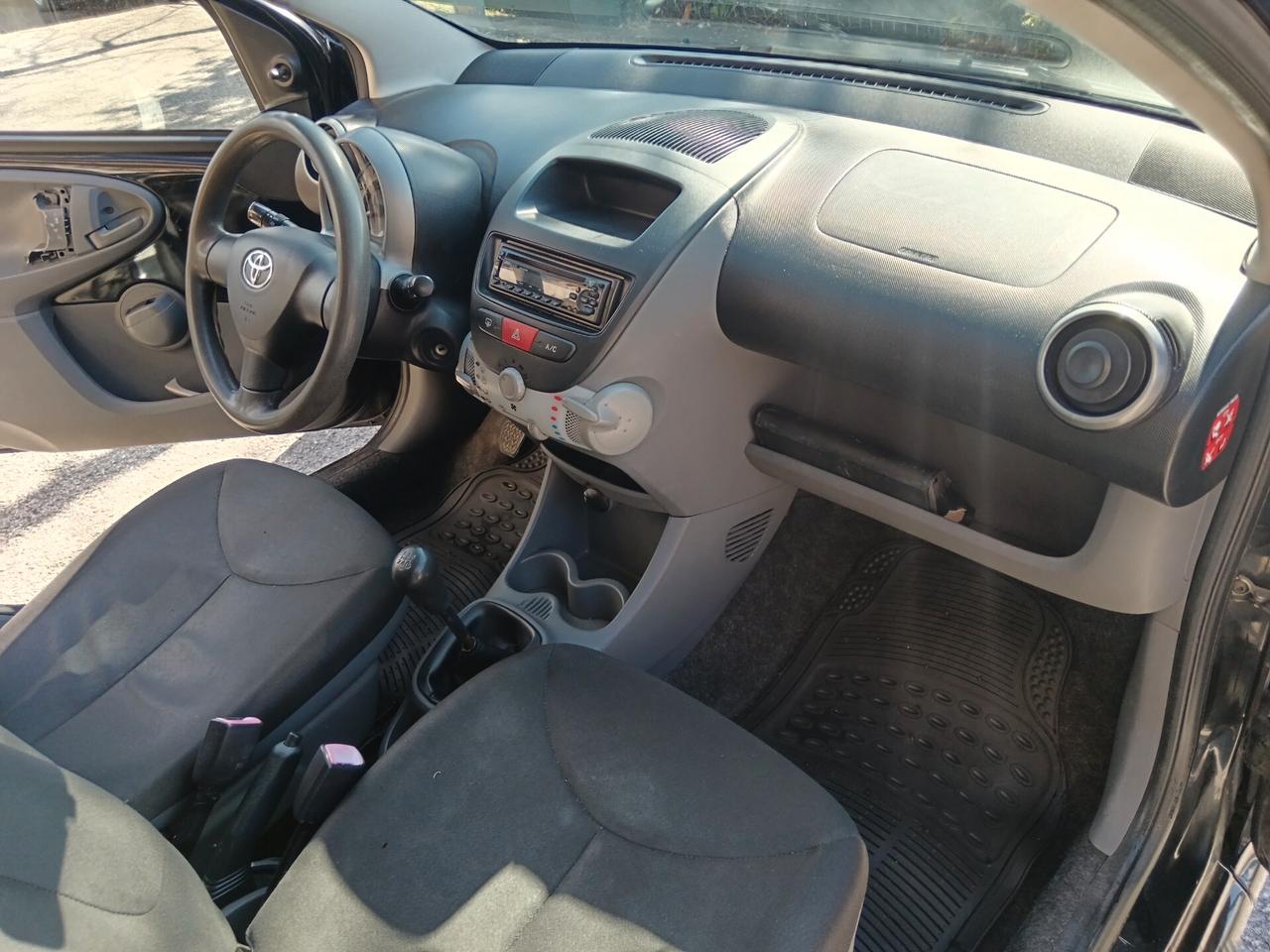 Toyota Aygo 1.0 12V VVT-i 5 PORTE 68CV