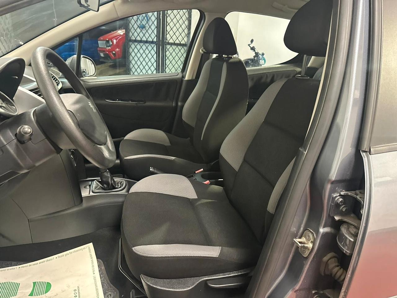 Peugeot 207 1.4 VTi 95CV XS- KM REALI