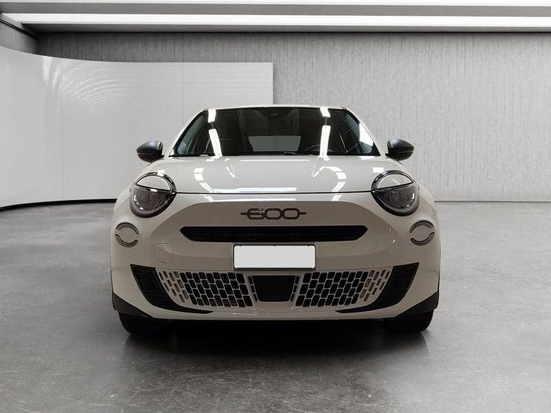 FIAT 600 1.2 hybrid 110cv auto