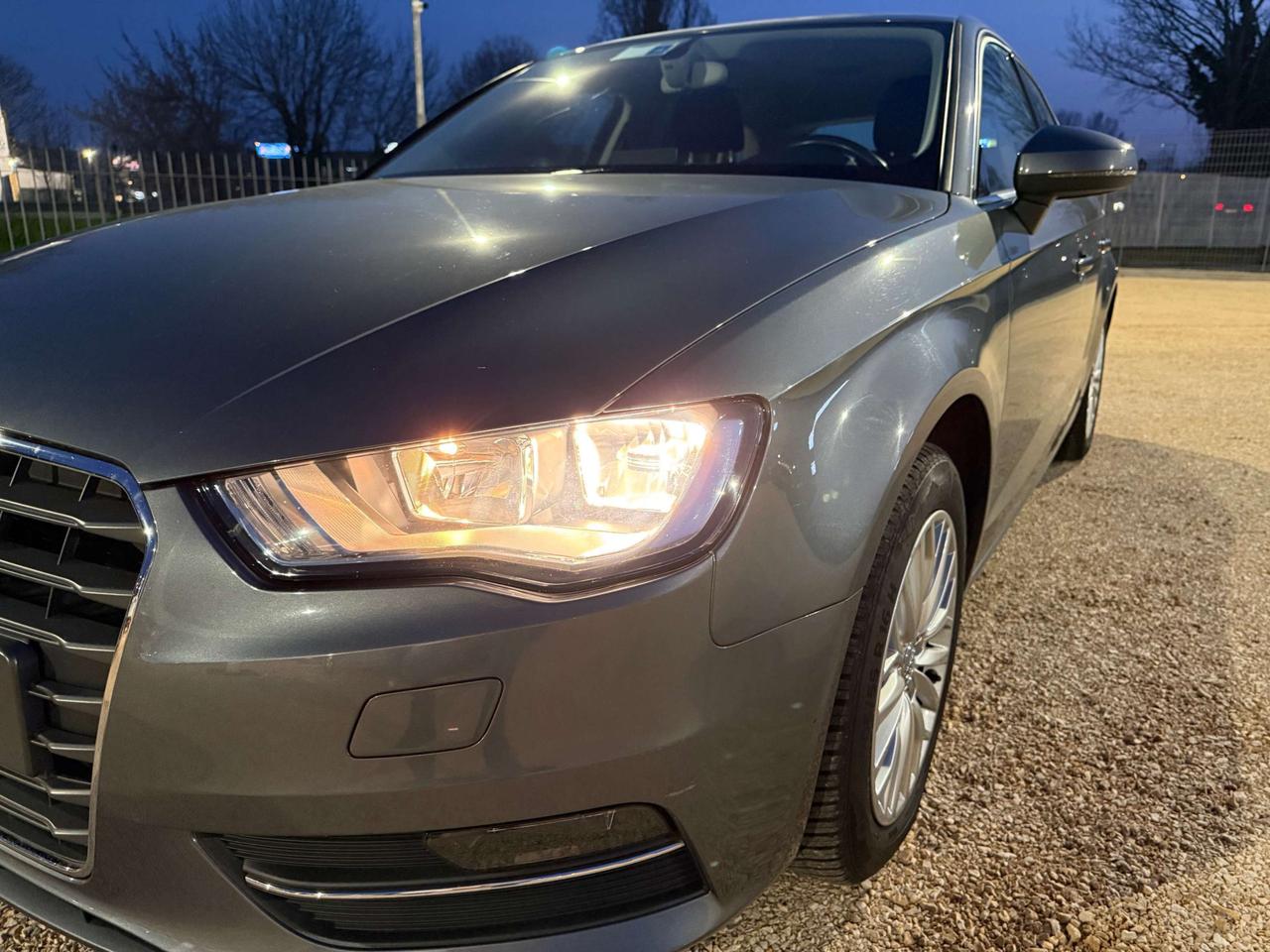 Audi A3 Sportback 2.0 Tdi Ambition 150cv s-tronic