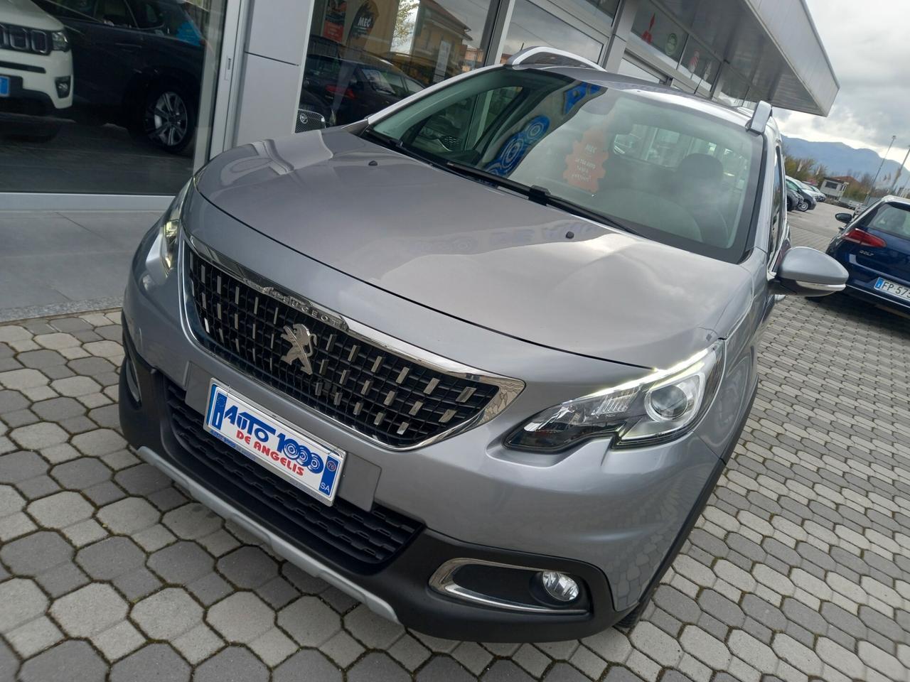 Peugeot 2008 1.6 BLUEHDI 100 cv *** ALLURE - FULL OPTIONALS *** EURO 6