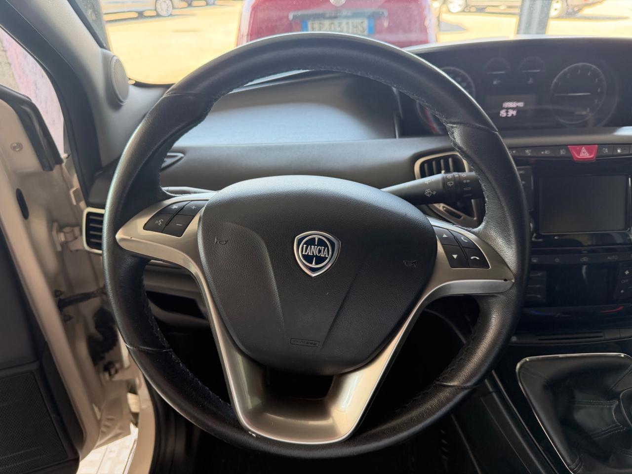Lancia Ypsilon 1.2 69 CV 5 porte GPL Ecochic Gold