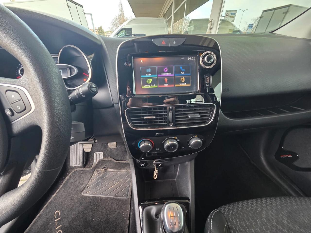 Renault Clio dCi 8V 90 CV 5 porte Moschino Zen