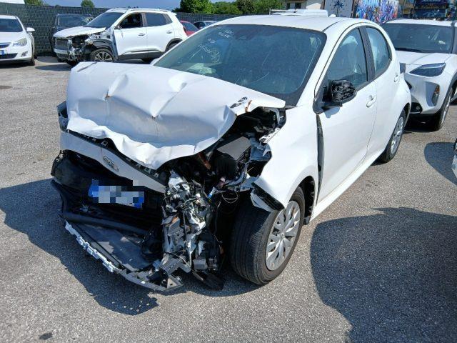 TOYOTA Yaris 1.0 5 porte