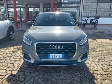 Audi Q2 30 TDI S tronic Identity Black
