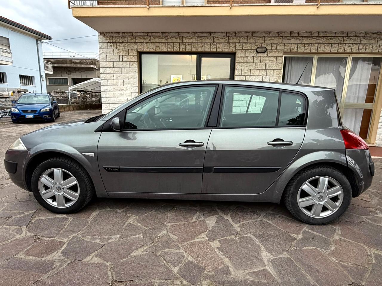 Renault Megane 1.6 16V GPL