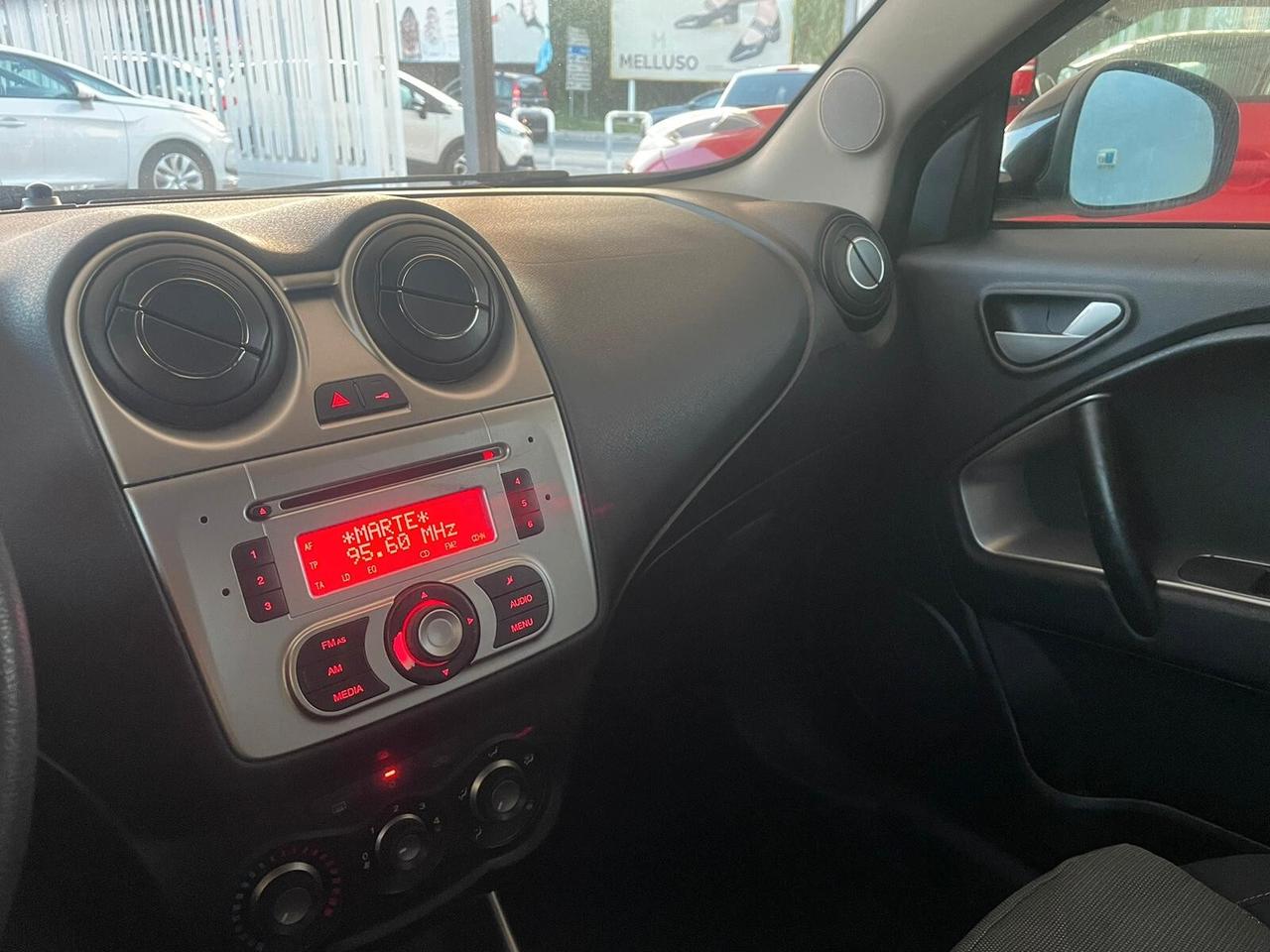 Alfa Romeo MiTo 1.4 78 CV Distinctive Sport Pack