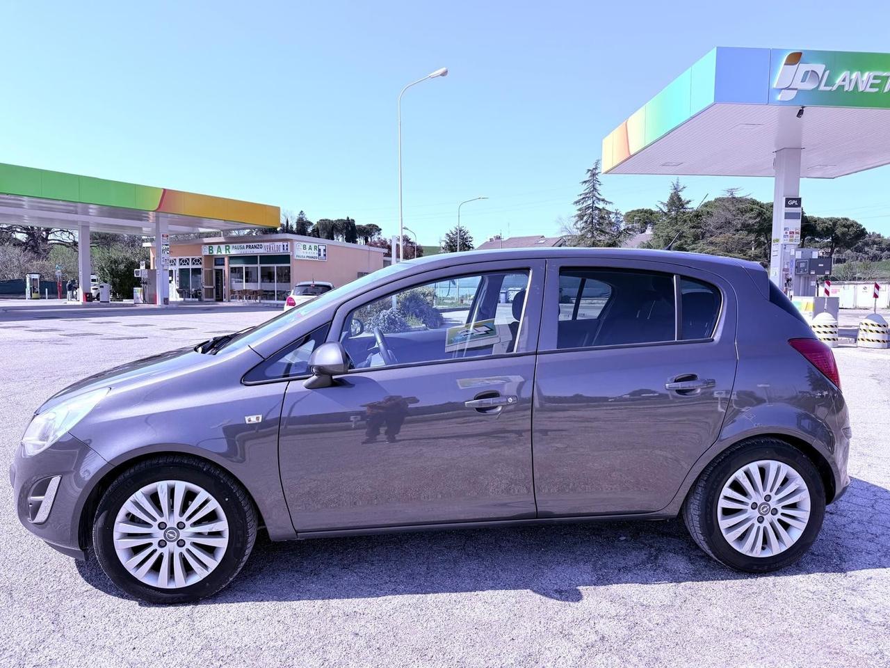 Opel Corsa 1.2 5 porte Ok neopatentati