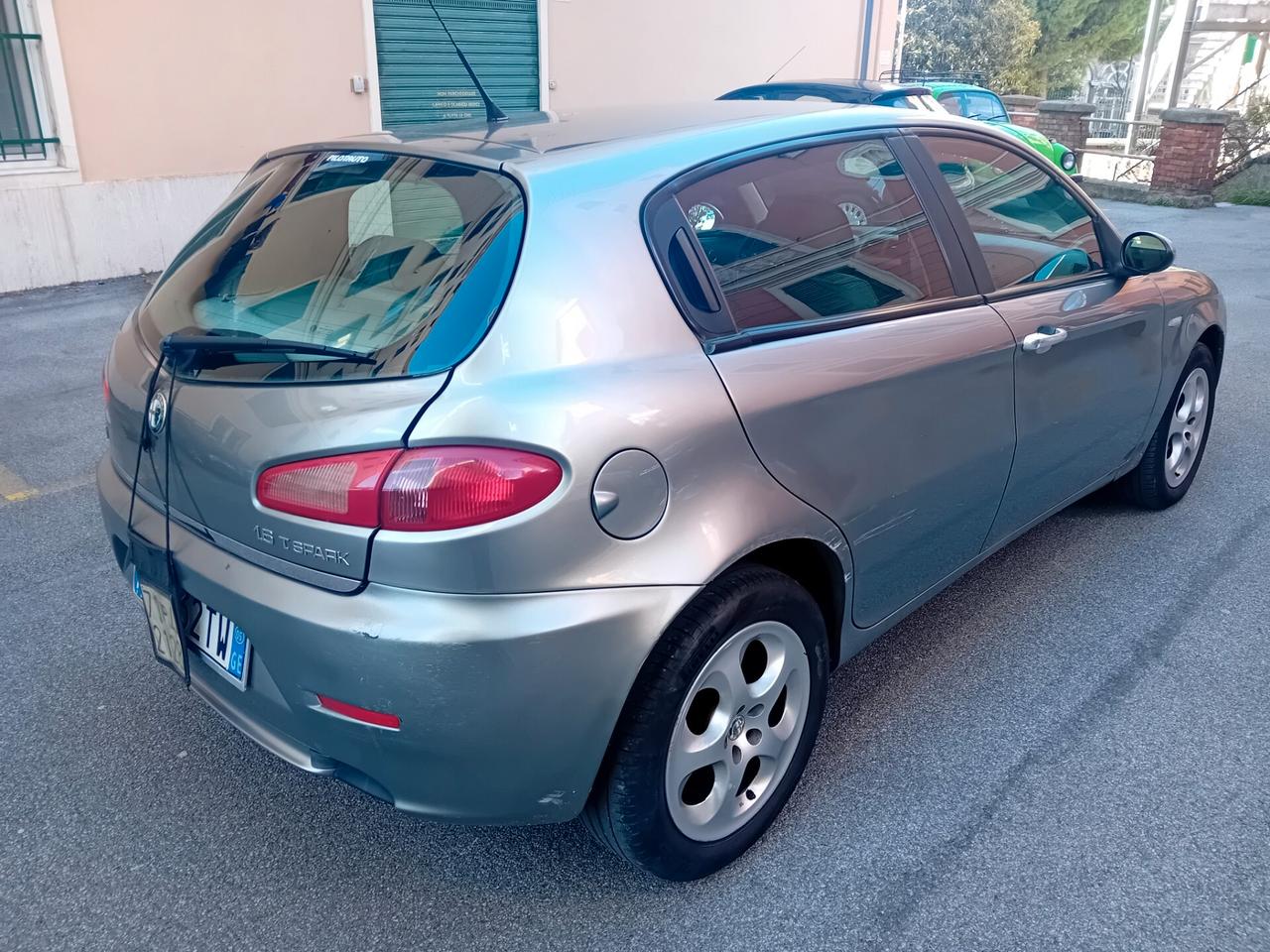 Alfa Romeo 147 1.6 16V TS 5 porte Distinctive