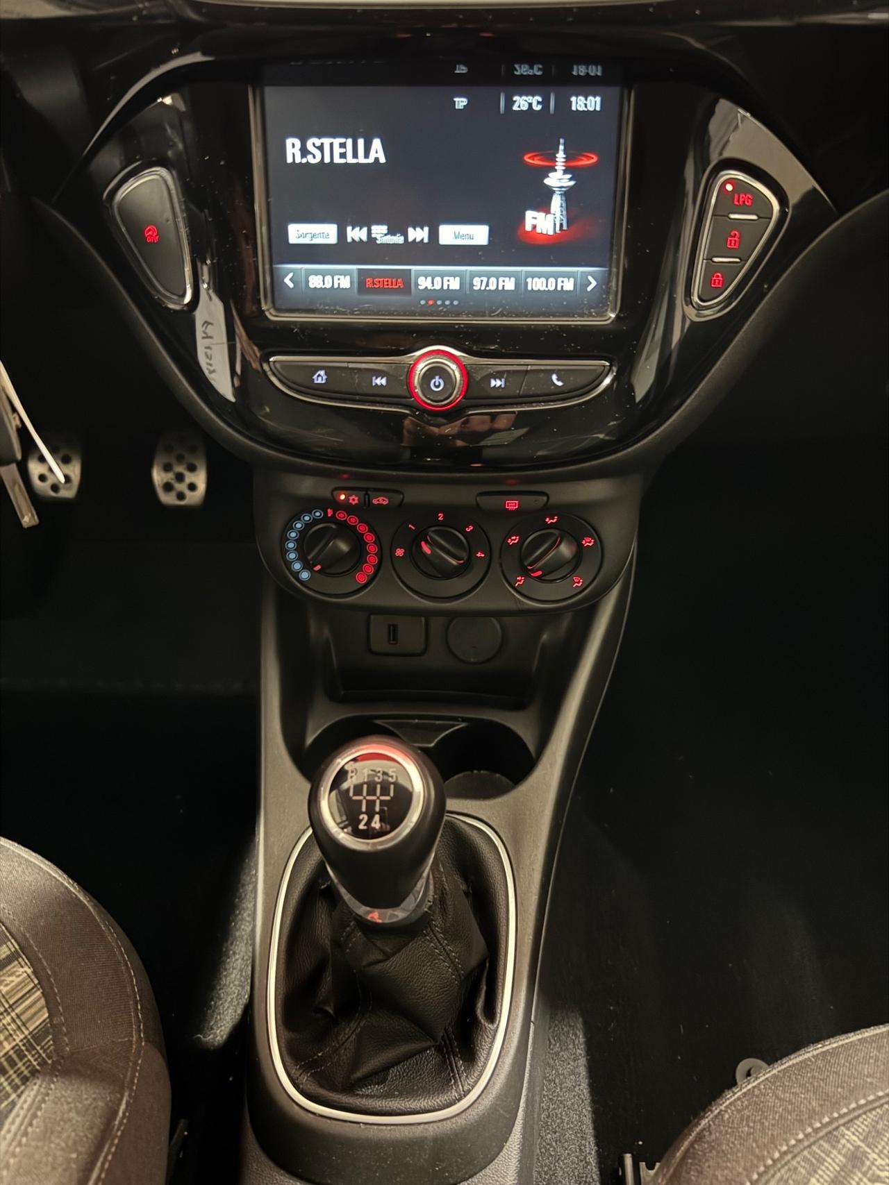 Opel Corsa 1.4 90CV GPL Tech 5 porte b-Color NEOPATENTATI