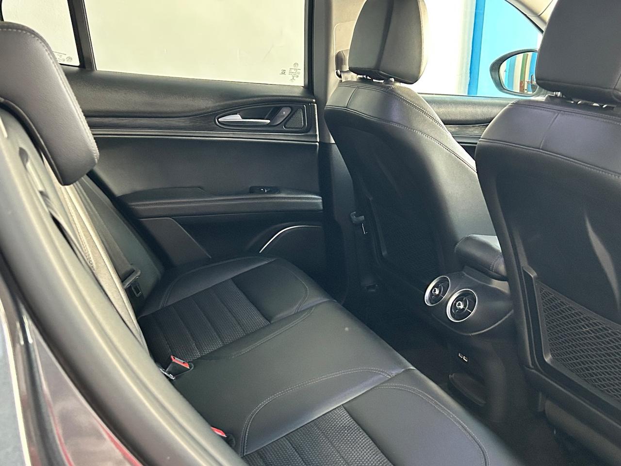 Alfa Romeo Stelvio 2.2 Turbodiesel 190 CV AT8 RWD Executive