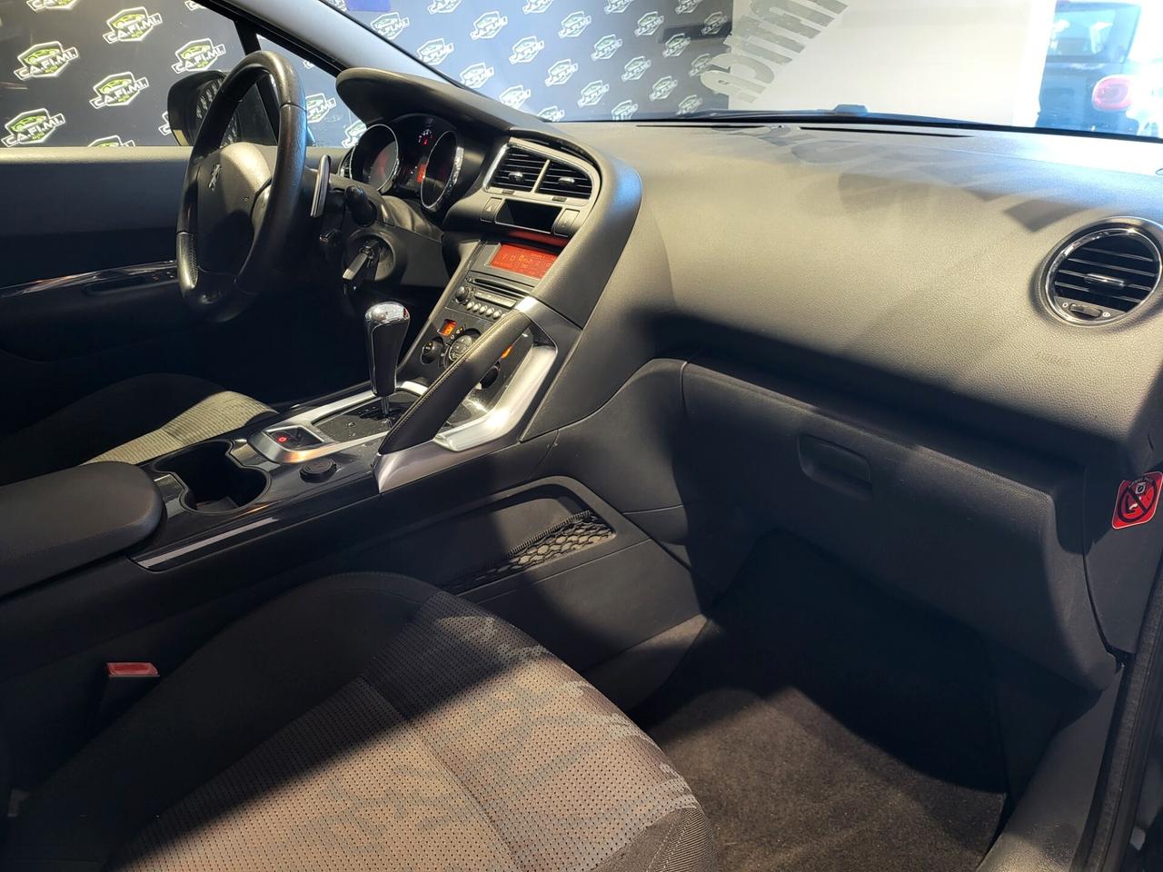 Peugeot 3008 - 2010 1.6 HDi 110CV Automatica