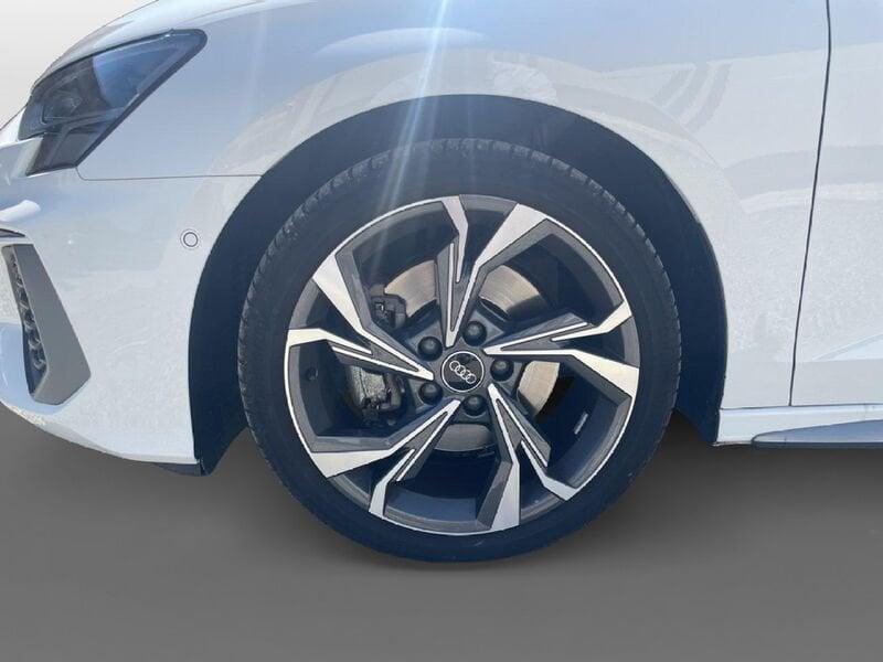 Audi A3 SPB 30 g-tron S tronic S line edition