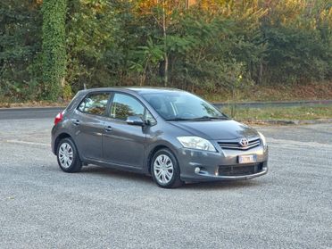 Toyota Auris 1.4 D-4D 5 porte CV-90 E4 Manuale NEO 2010