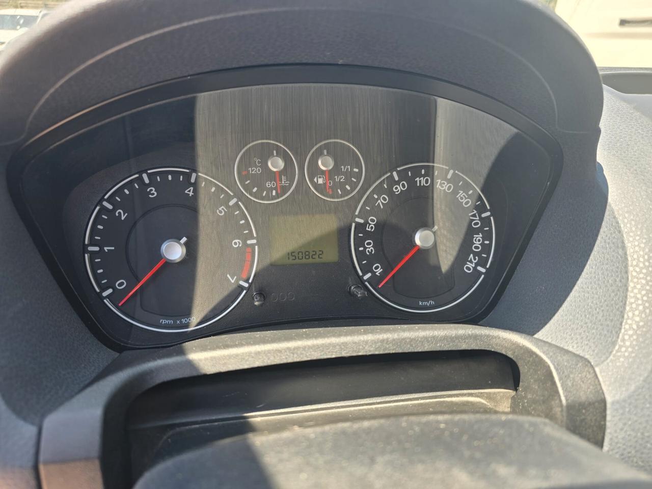 Ford Fiesta 1.2 16V 5p. Ghia