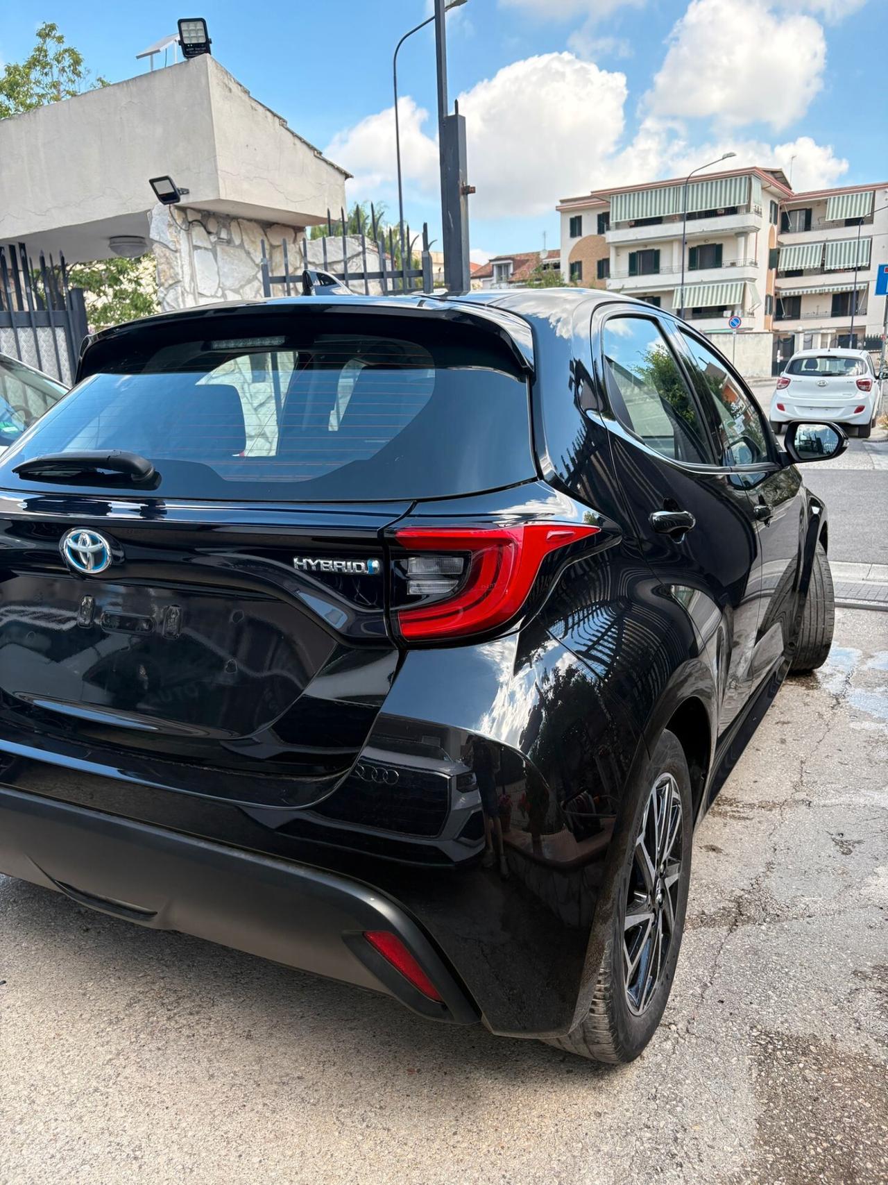 Toyota Yaris 1.5 Hybrid 5 porte Lounge design