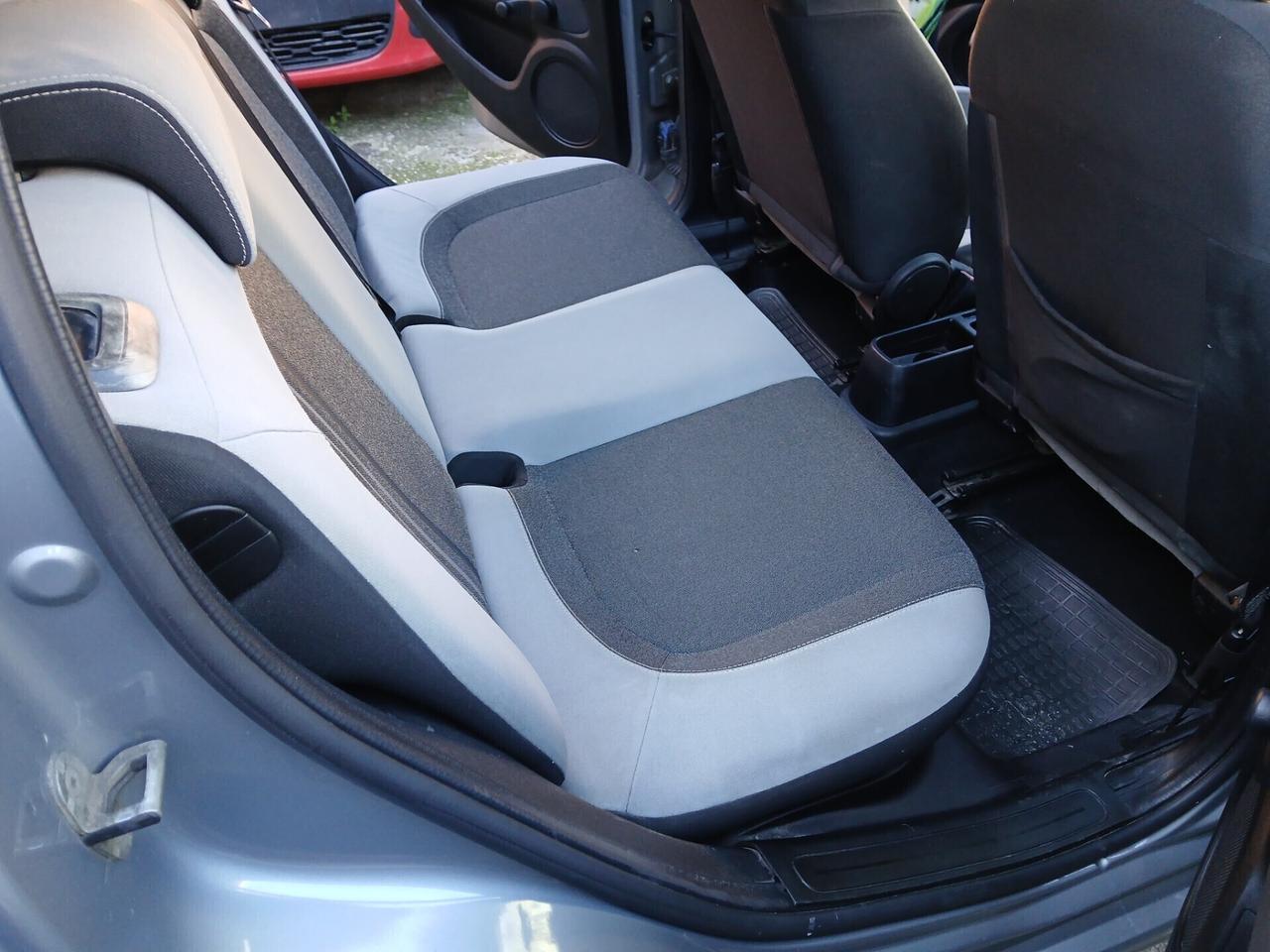 Fiat Punto 1.3 MJT II 75 CV 5 porte Lounge